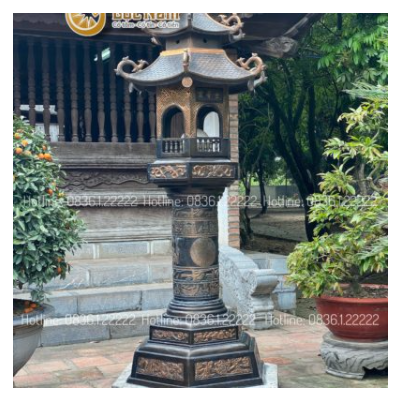 Đèn thờ bằng đồng lắp ngoài trời - Đồng Đúc Lộc Nam - Công Ty TNHH Cơ Khí Đúc Lộc Nam